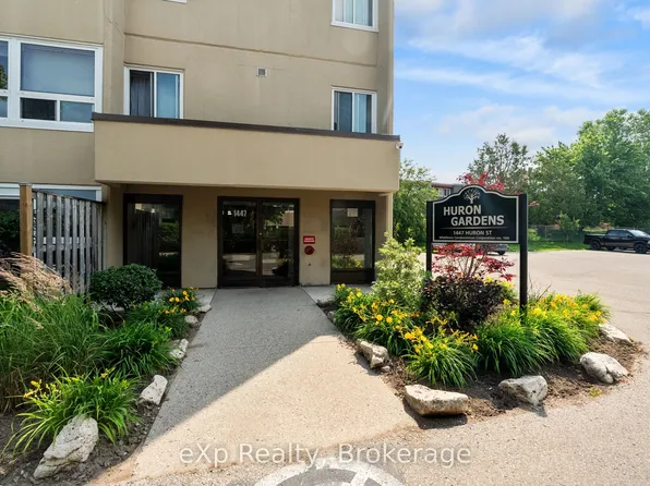 1447 Huron St #220, London, ON N5V 2E6