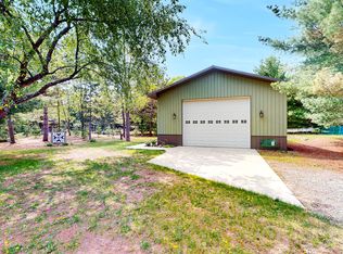 5416 Glynn Rd, Oconto, WI 54153