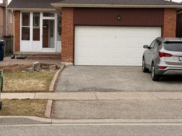 43 Bordeaux Cir, Toronto, ON M9V 4Y9