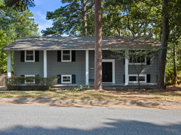 23 Crownpoint Rd, Little Rock, AR 72227