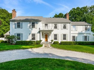 10 Cloudy Ln, Darien, CT 06820