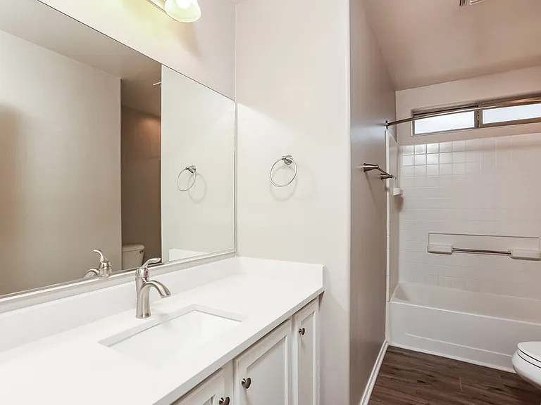 476 E Placita Rejilla — Photo 15