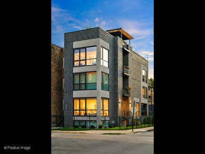 856 N Campbell Ave #3, Chicago, IL, 60622