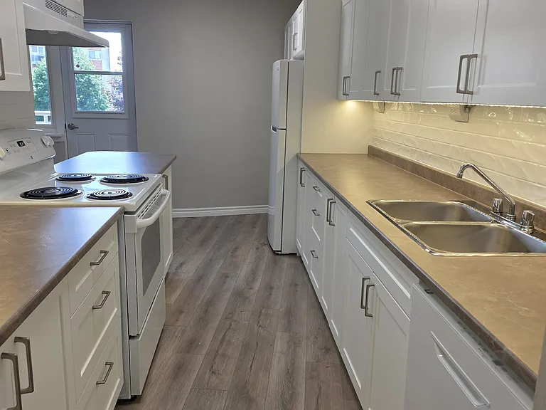 751 Pine St #109 — Photo 45
