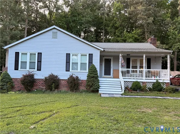 2954 Maplevale Rd, Chester, VA 23831