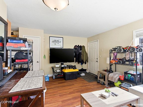2nd image of 7141 Weimer Rd APT 15