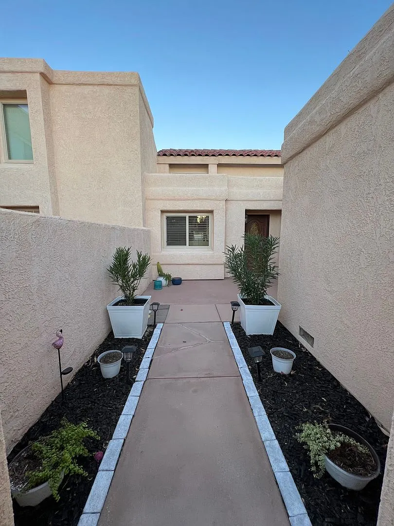 Townhome In Mesa Del Sol! — Photo 2