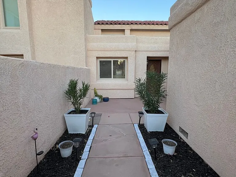 10367 S Del Rey Dr — Photo 2