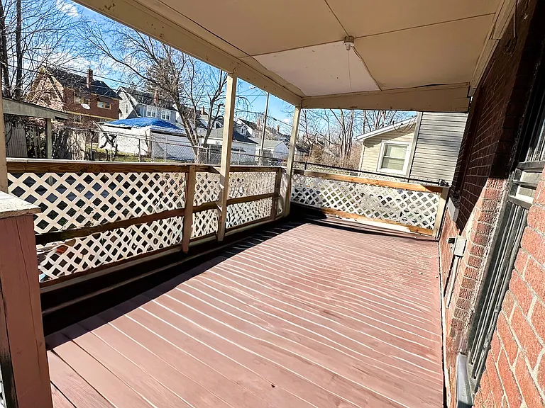 14011 Roselawn St — Photo 2