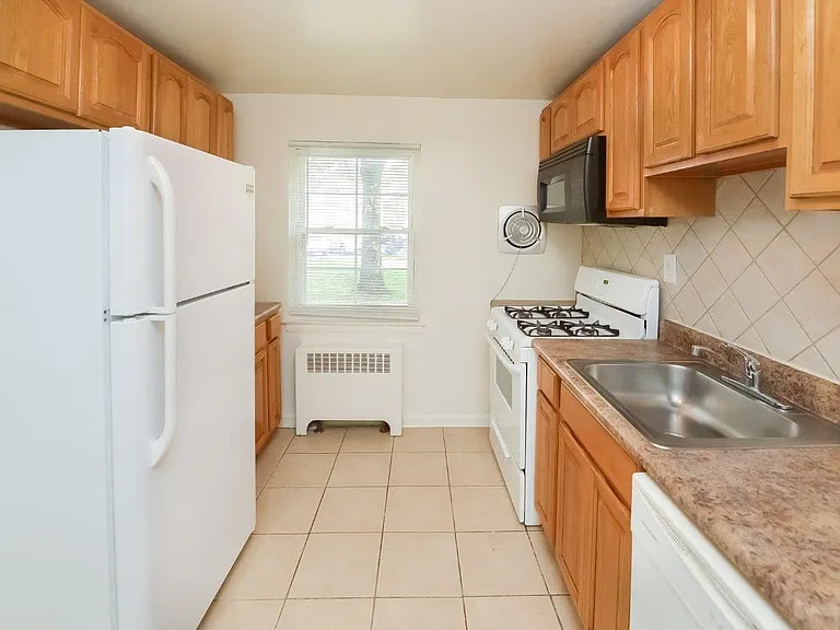 General Greene Village Apartment Homes — Photo 6