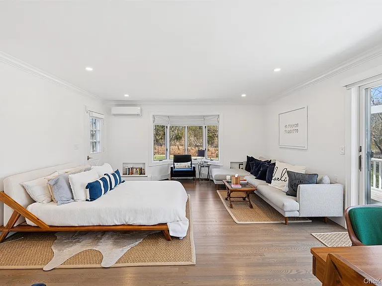 580 Gin Ln — Photo 15