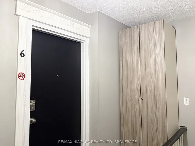 4691 River Rd #6 — Photo 9