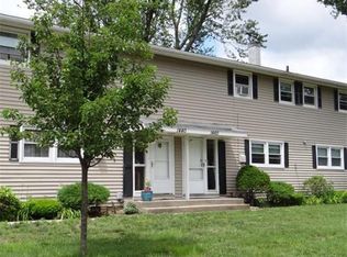 1460 Pendleton Ave, Chicopee, MA 01022