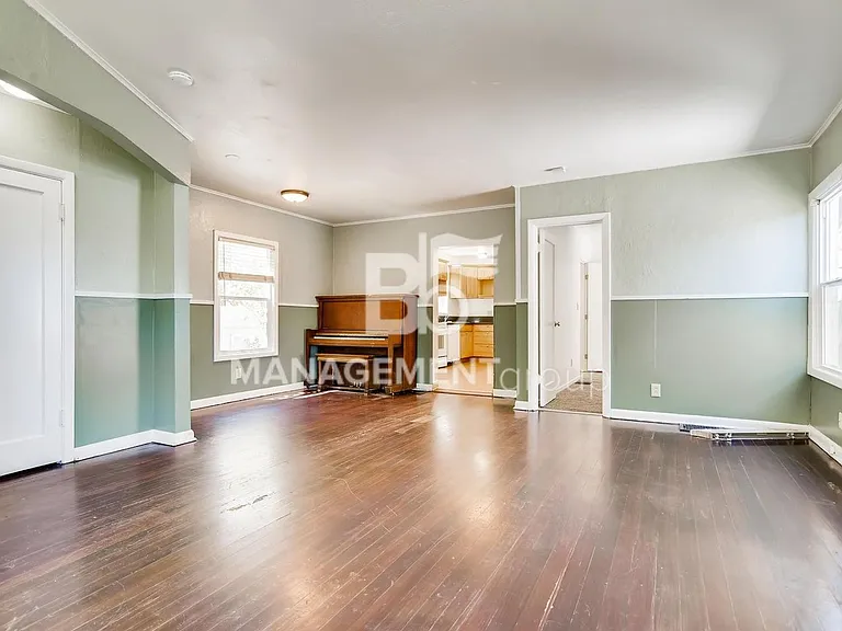653 SW Sherman St — Photo 4