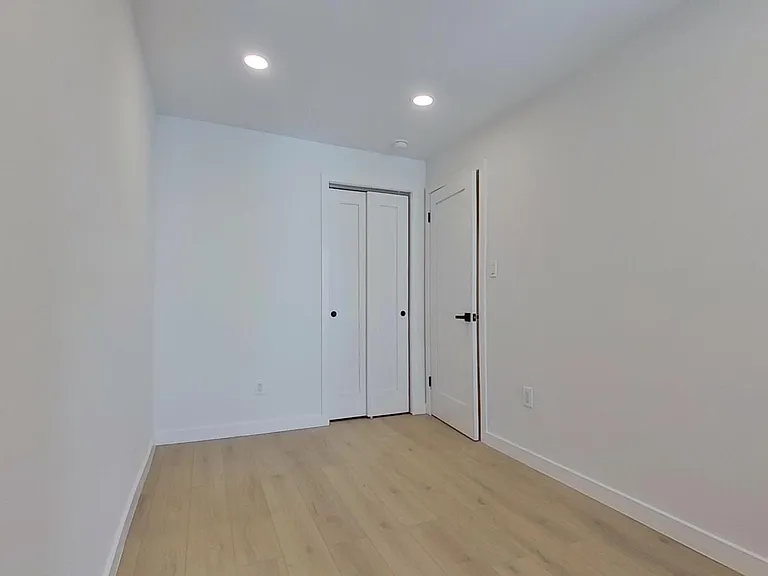 286 Broome St #5 — Photo 6