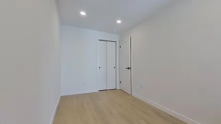 Rented by R New York