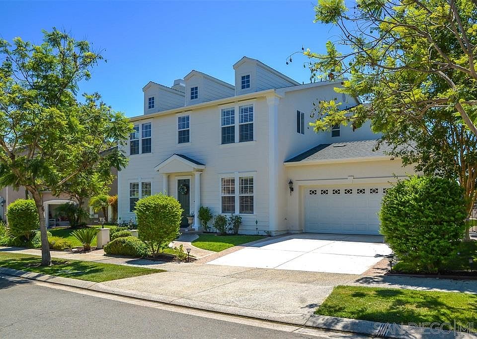 1st image of 900 Chesapeake Pl