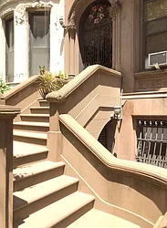 Rented by Apartments by Us