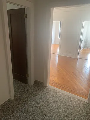 Rented by Think Properties | media 7