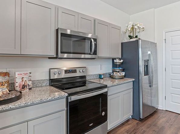 257 Bur Oak Bnd #1089482