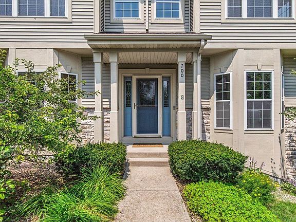 3rd image of 700 Creekwood DRIVE