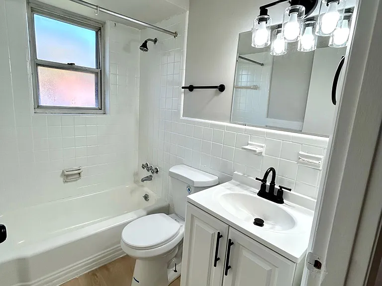 1597 Summit Rd #2 — Photo 5