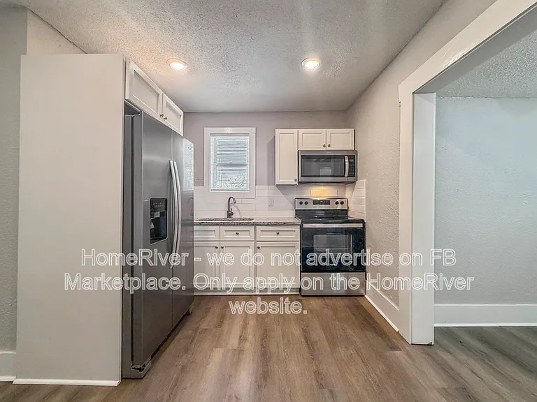1218 Boyer St — Photo 11