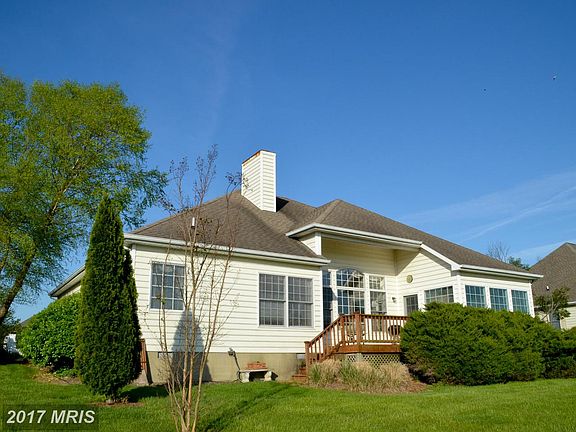 2nd image of 28596 Clubhouse Dr