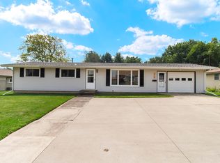 210 E Greenfield Ave, Algoma, WI 54201
