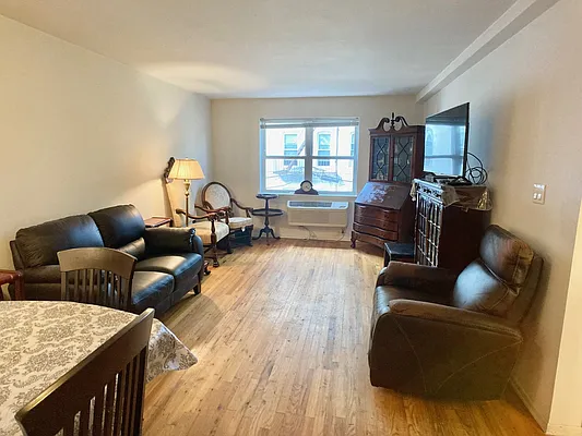 Rented by Corcoran | media 1