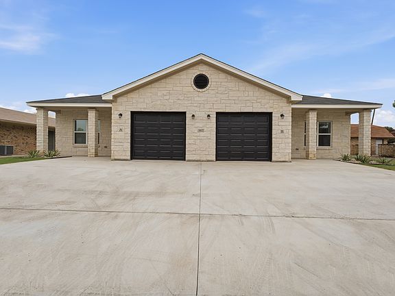 2nd image of 3109 Clinkenbeard Dr #3107B