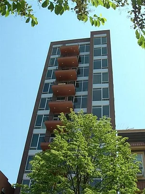 Rented by Corcoran | media 28