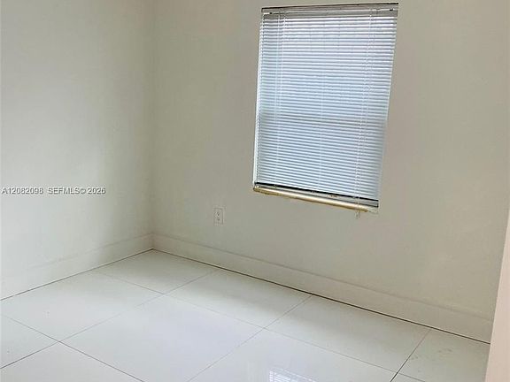 5th image of 3335 SW 26th St