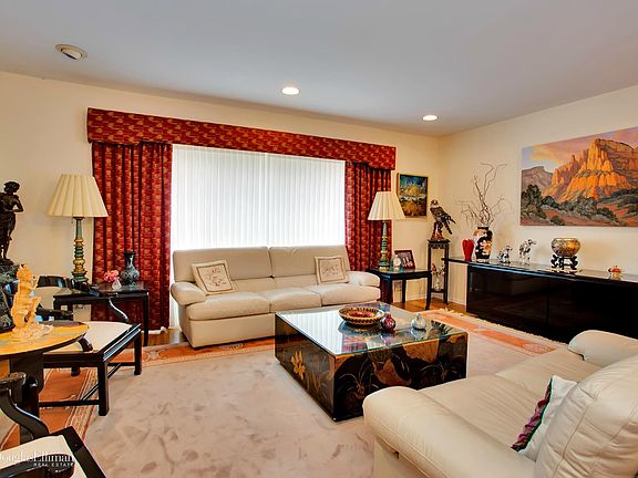 5th image of 43 Fern Dr E