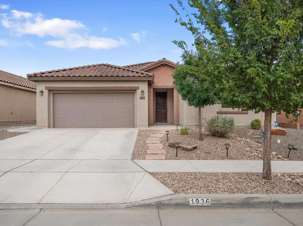 1936 Redondo Peak Dr NW, Albuquerque, NM 87120