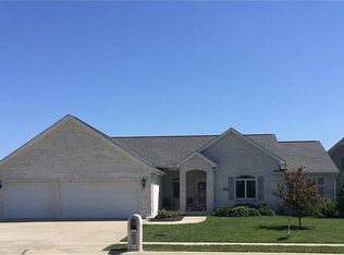 2943 Wild Orchid Way, Columbus, IN 47201