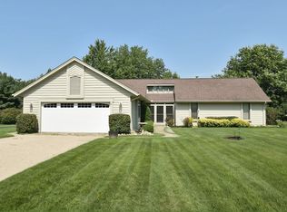 314 E Eller Dr, East Peoria, IL