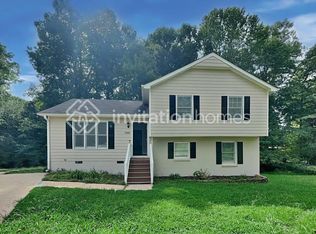 2908 Buckthorne Ct, Raleigh, NC 27610