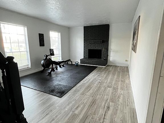 2nd living room/ game room or extra space