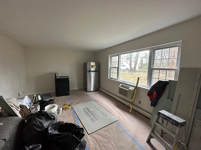 30 S Henry St #8B — Photo 5
