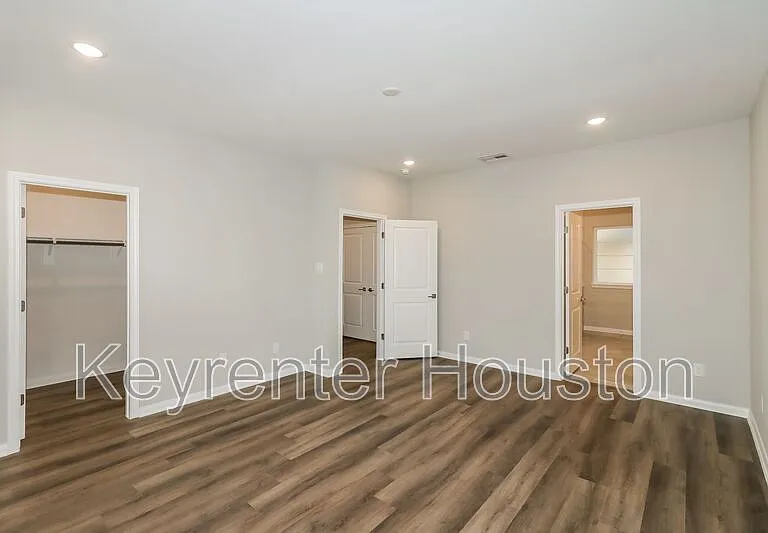9910 Clark Rd #B — Photo 9