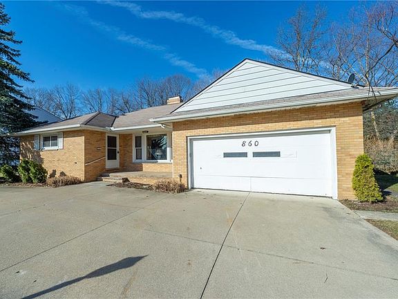 2nd image of 860 Colony Dr
