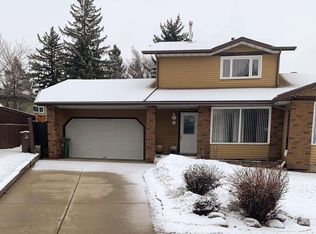11 Granada Pl, Saint Albert, AB T8N3C3