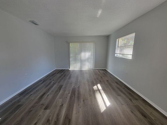 4th image of 1040 25th St