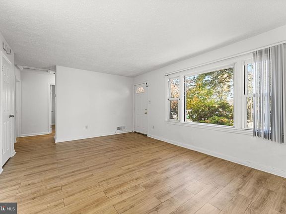 5th image of 3732 Ingalls Ave