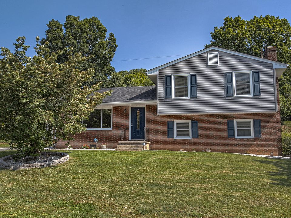 1st image of 4331 Cresthill Dr