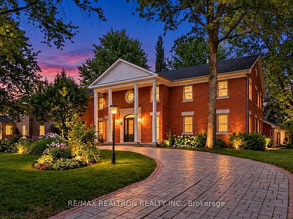 2nd image of 17 Old English Ln