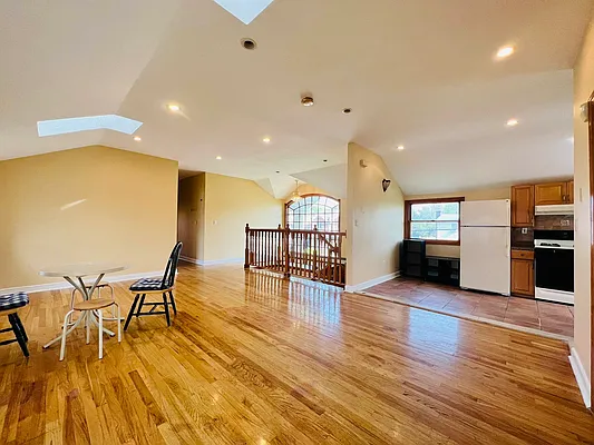 Rented by N & H Realty Group Inc | media 1