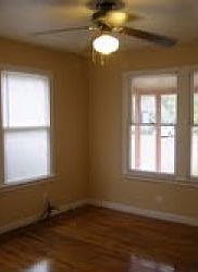 3rd image of 506 Stonewall St
