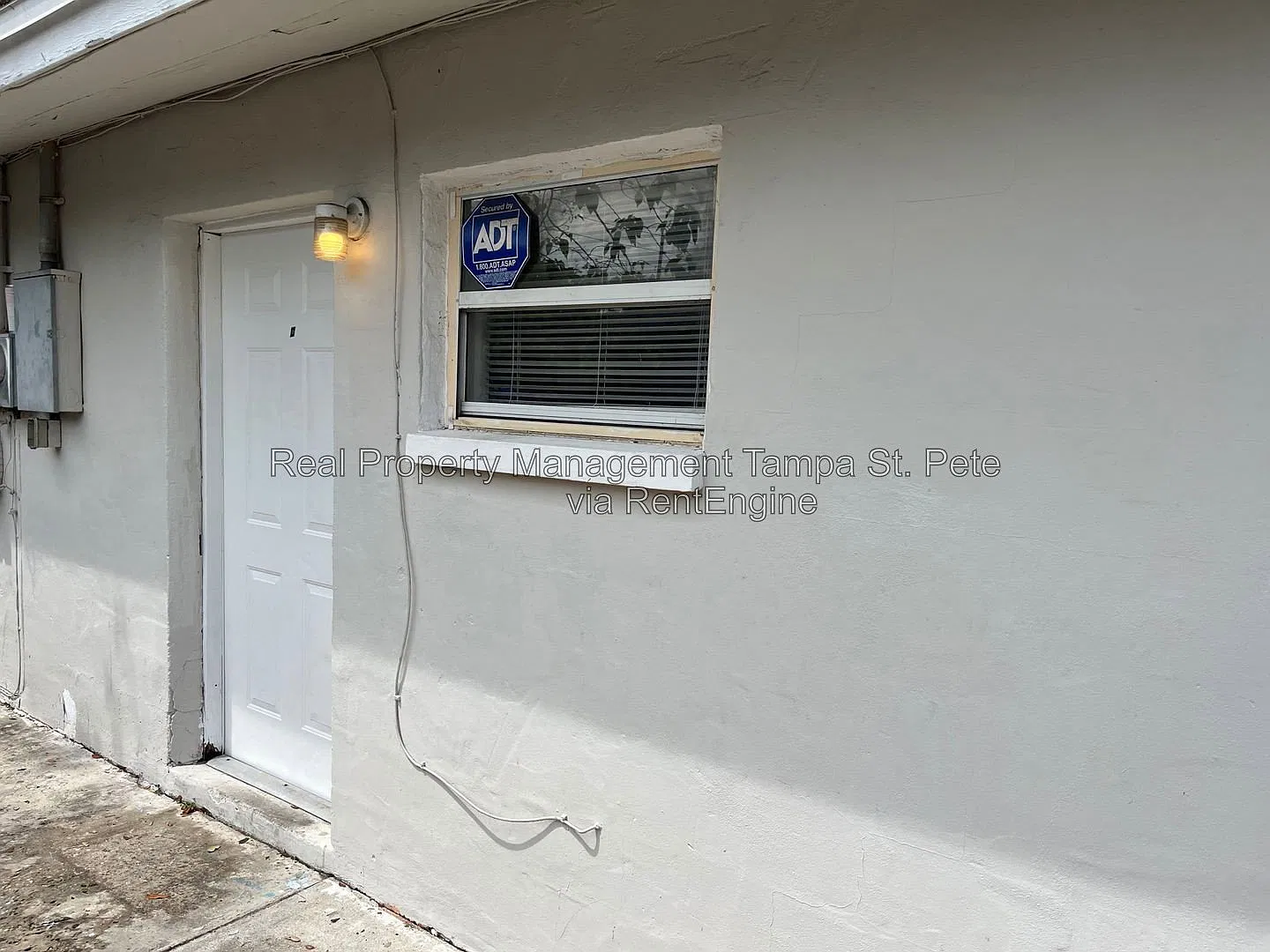 Studio, 1.0 bath, 582 sqft, $795 — Photo 1